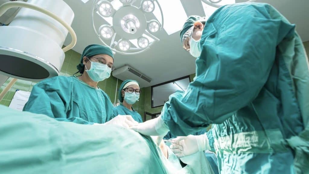 operationssaal-brustoperation-muenchen brustoperation im op saal